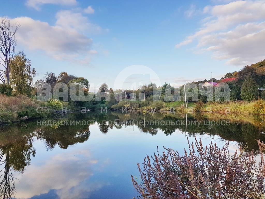 Пруд недалеко от деревни Конюшино