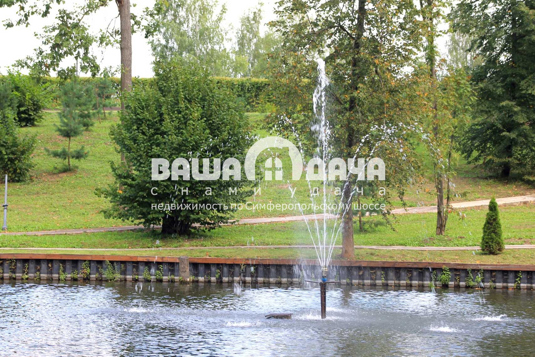 Фонтан в поселке