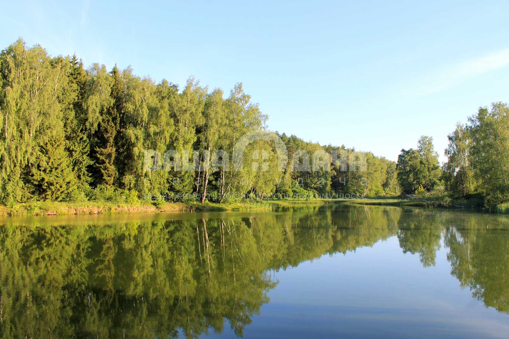 Озеро в п. Озерный