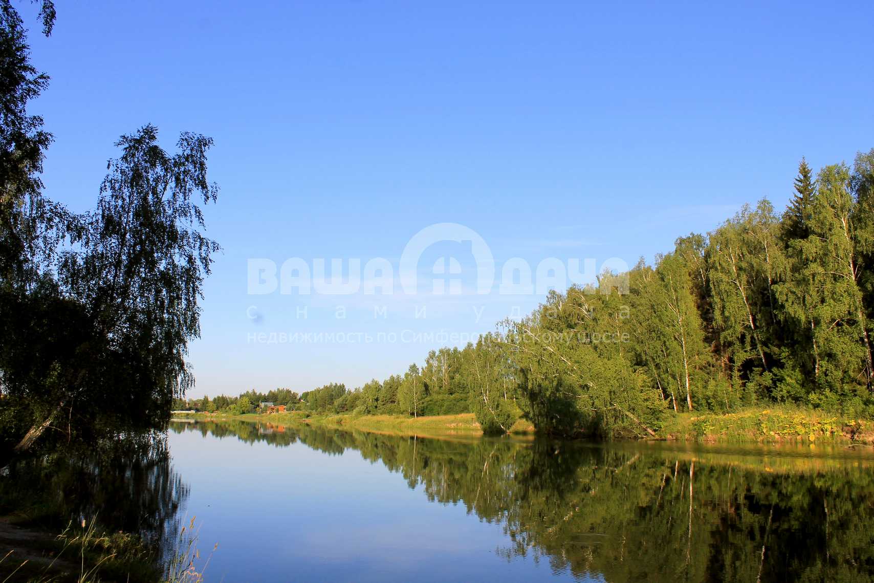 Озеро в п. Озерный